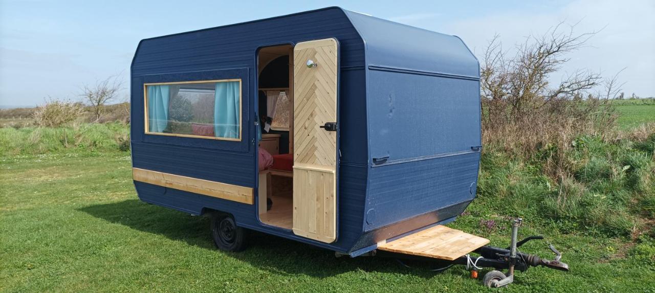 Camping Les Ronds Duval Face Aux Iles Anglo-Normandes Les Moitiers-d'Allonne المظهر الخارجي الصورة
