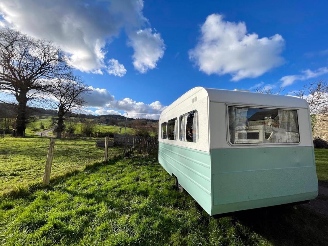 Camping Les Ronds Duval Face Aux Iles Anglo-Normandes Les Moitiers-d'Allonne المظهر الخارجي الصورة