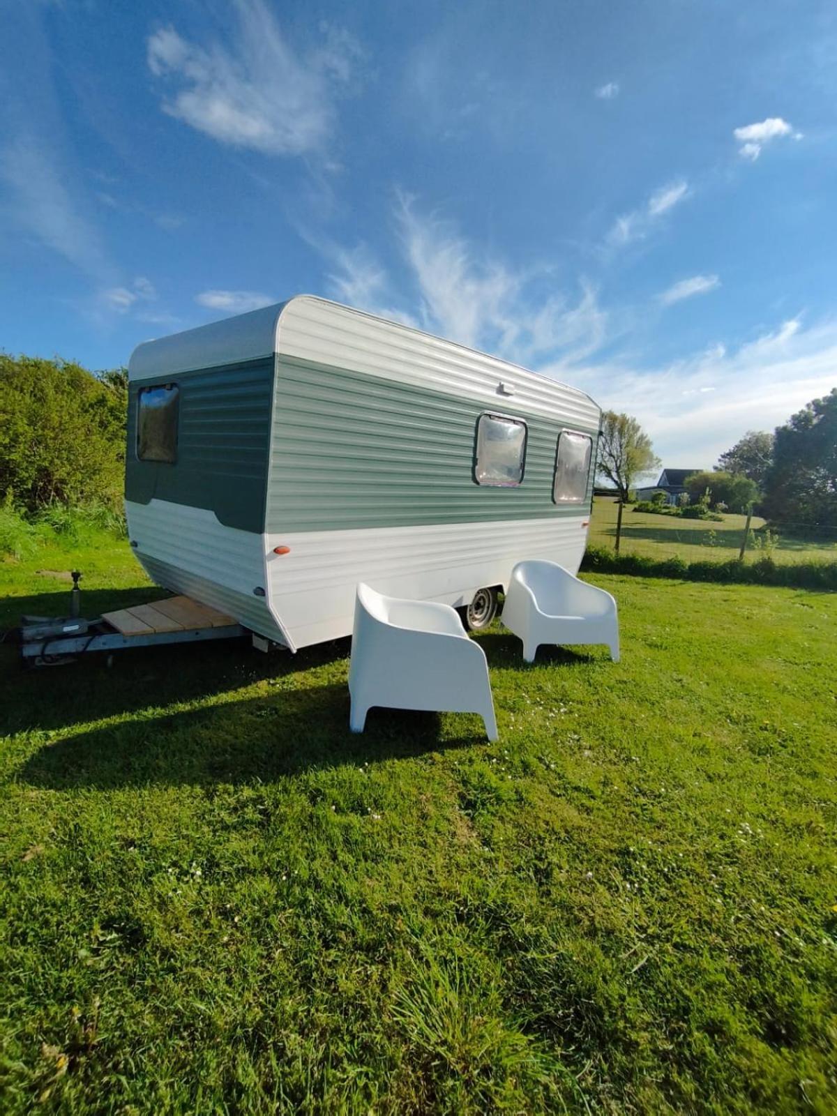 Camping Les Ronds Duval Face Aux Iles Anglo-Normandes Les Moitiers-d'Allonne المظهر الخارجي الصورة